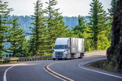 Financing vs. Leasing Semi Trucks
